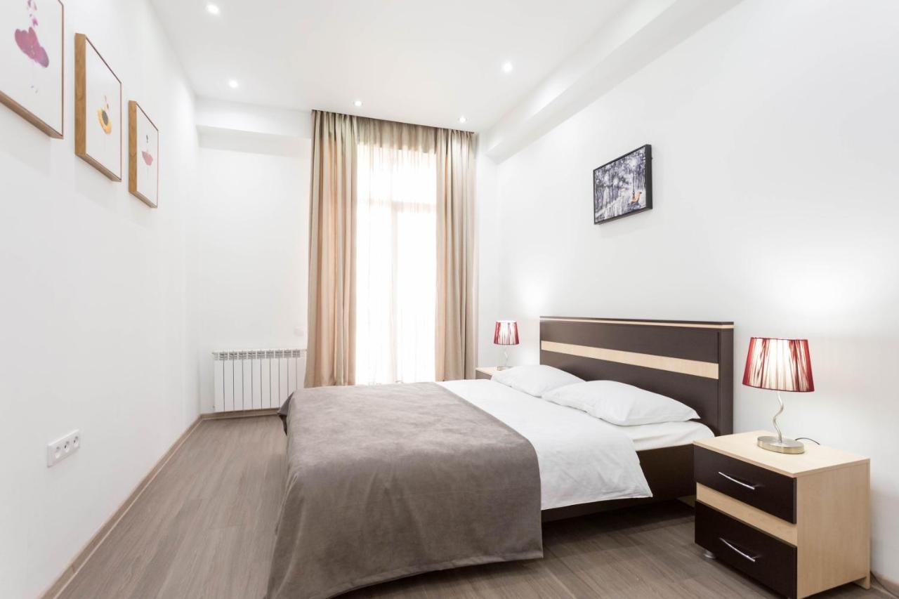 Apartment In The City Center Lll Tbilisi Ngoại thất bức ảnh